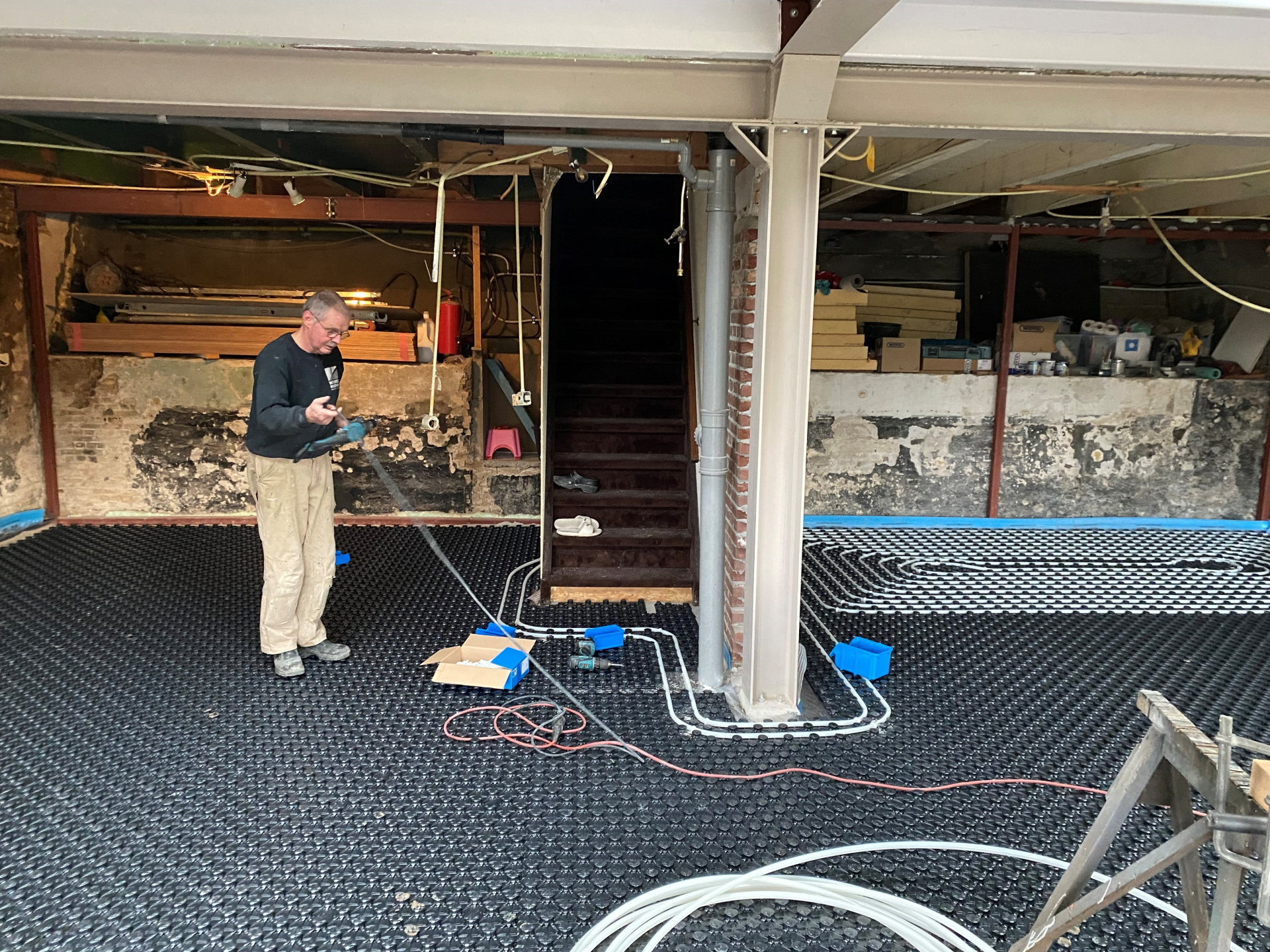 slangen aanleggen vloerverwarming
